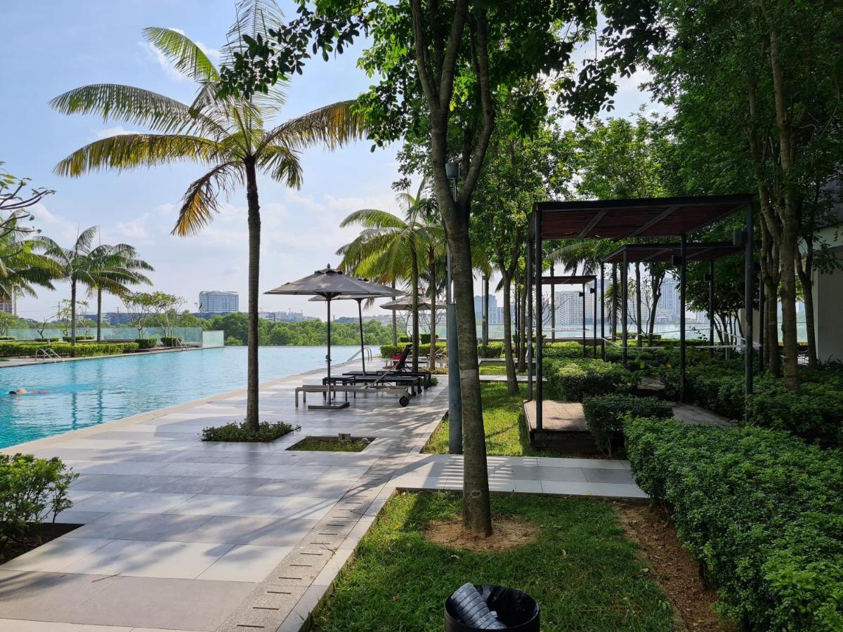 Sweet Homes At Cybersquare Cyberjaya Luaran gambar